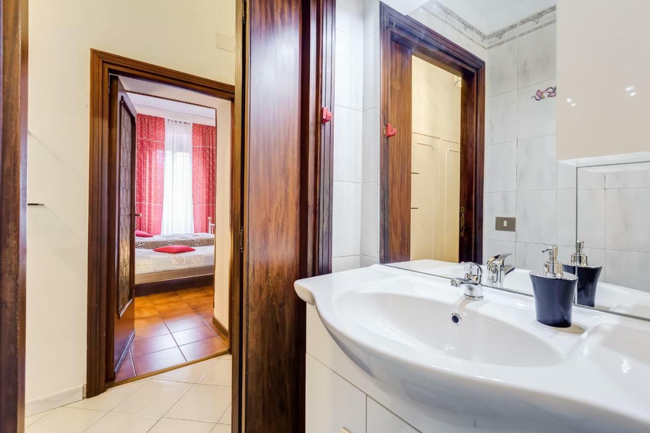 Casa Vacanza Home Sweet Home Di Fatha Roma Exterior foto